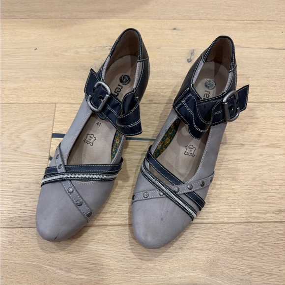 Remonte Two-Tone Gray and Black Mary Jane Heels - Picture 2 of 5